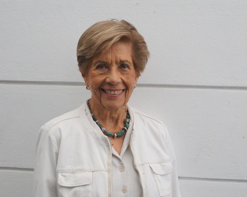 Consejera del CNTV recibe Condecoración al Mérito Amanda Labarca 2024